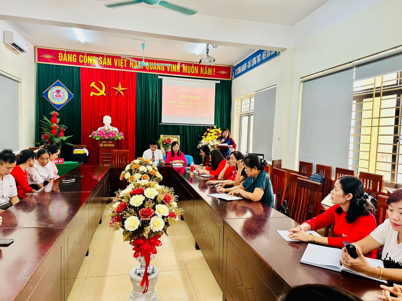 HỘI NGHỊ CÁN BỘ CÔNG CHỨC - VIÊN CHỨC NĂM 2023