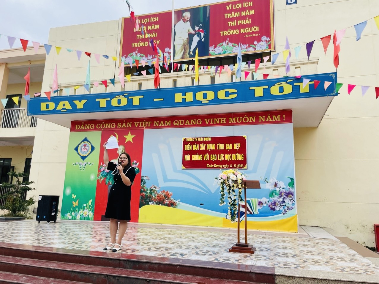 Trường Tiểu học Xuân Dương tổ chức diễn đàn "Xây dựng tình bạn đẹp - Nói không với bạo lực học đường".