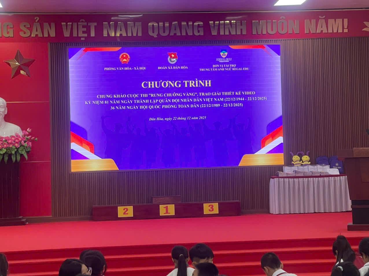 CUỘC THI RUNG CHUÔNG VÀNG